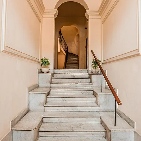 Navona Charming Balcony Apartament