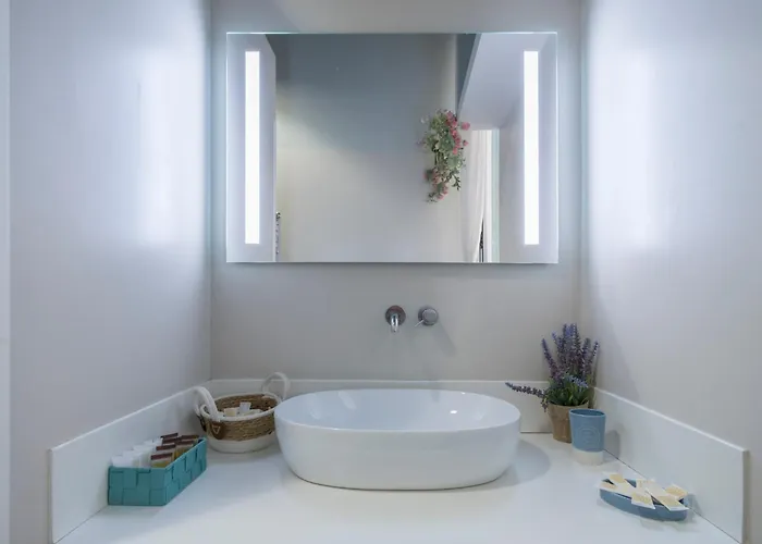 Navona Charming Balcony Apartment Rome