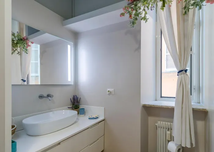 Apartment Navona Charming Balcony