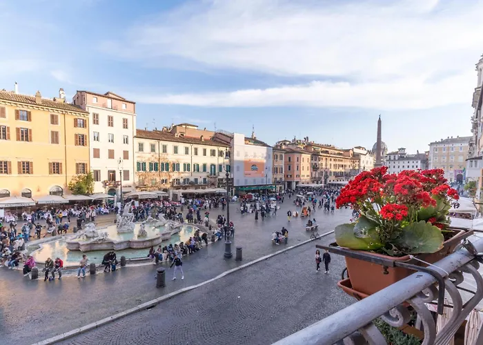 Navona Charming Balcony Apartment *