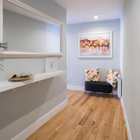 아파트 Navona Charming Balcony