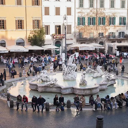 아파트 Navona Charming Balcony 로마